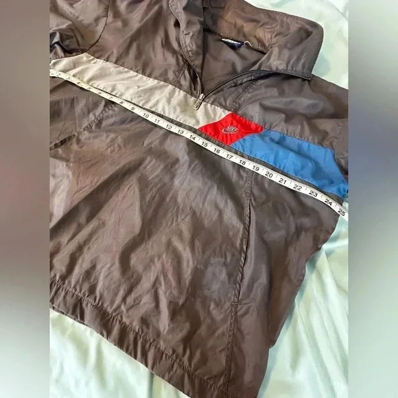 VTG 1980’s  Nike Blue Label Grey pullover windbreaker 1/4 Zip. Embroidered Logo. - Picture 2 of 16